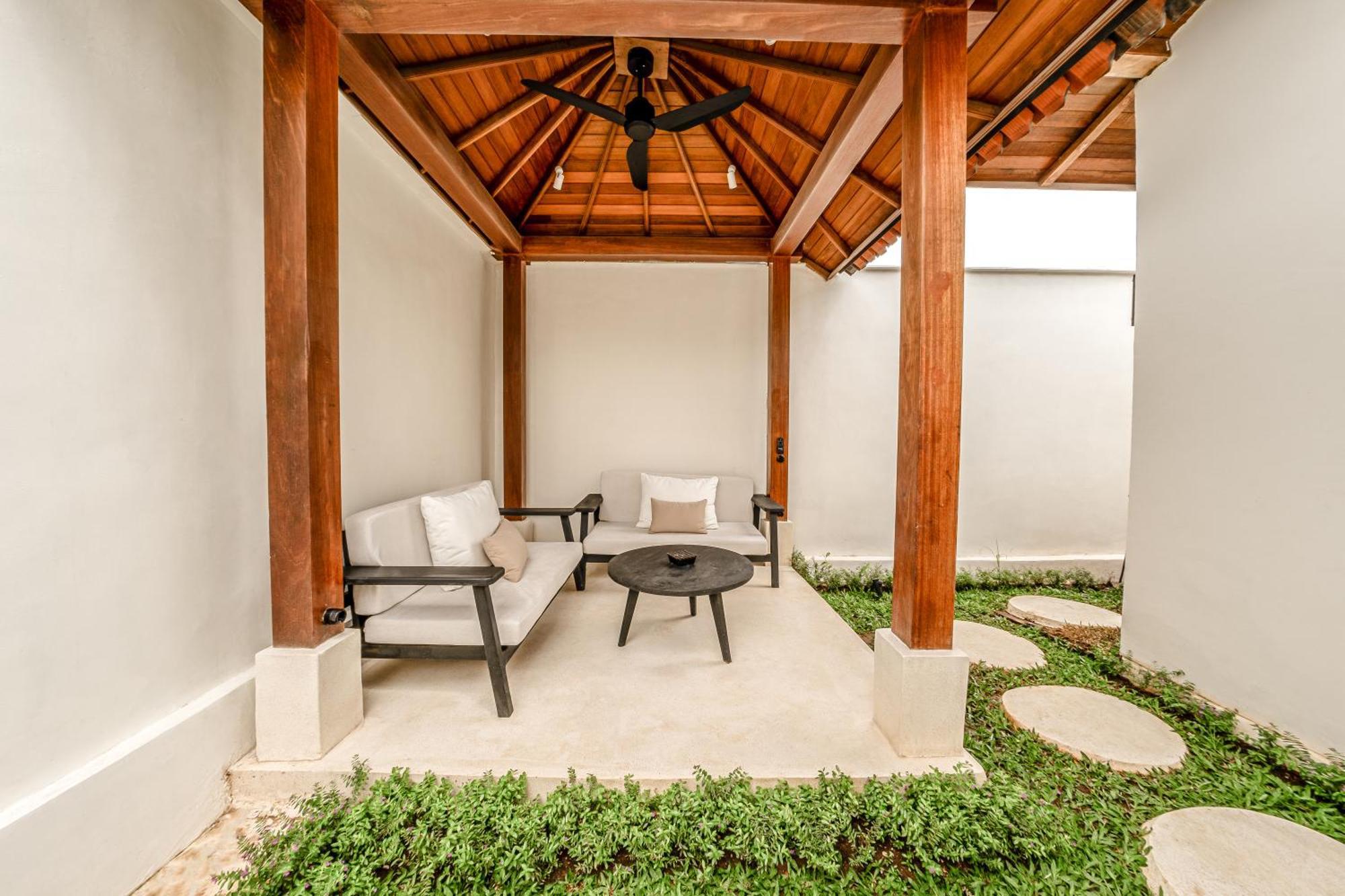 Sarang Apartments By Evdekimi Ubud Стая снимка